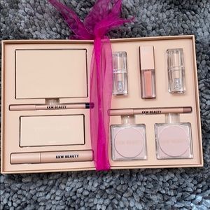 KKW Beauty Kit - Autographed